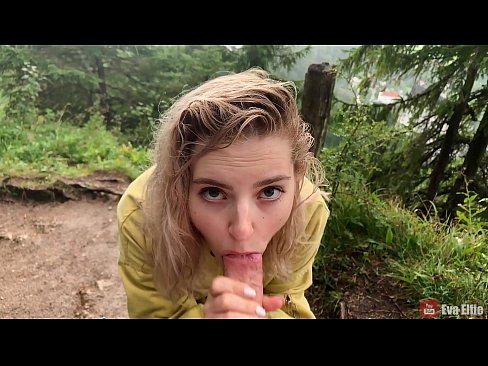 ❤️ Chica traga semen después de una mamada en público - Eva Elfi ️❌ Porno en es.pornodil.ru ❌️